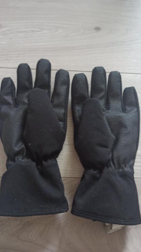 Dámske rukavice vel.7, s