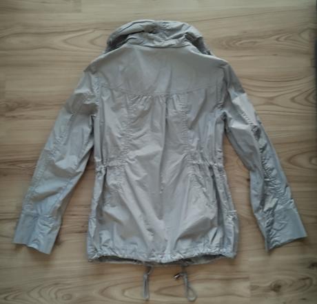 Lahka vetrovka, f&f,s