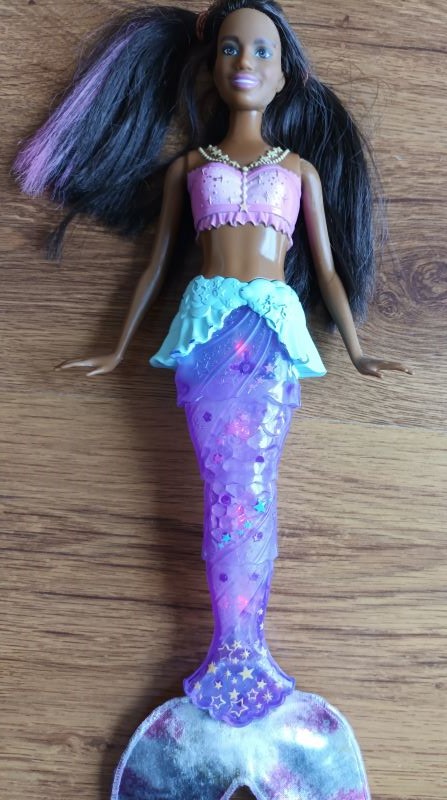 Bábika - morská panna so svietiacou plutvou, 