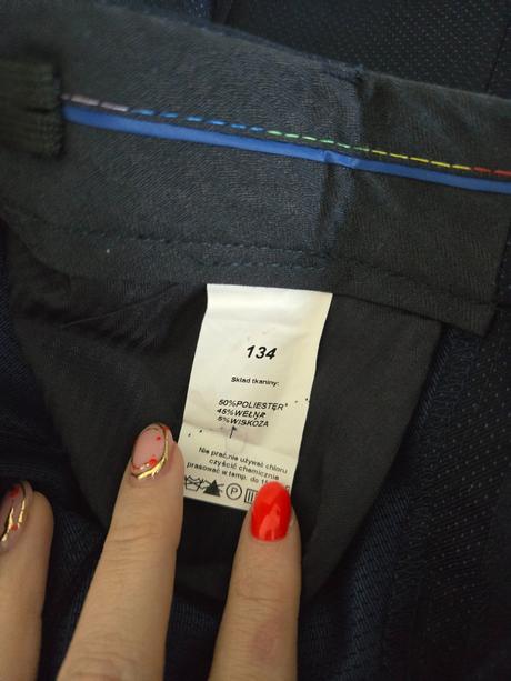 Chlapčenský oblek, 134