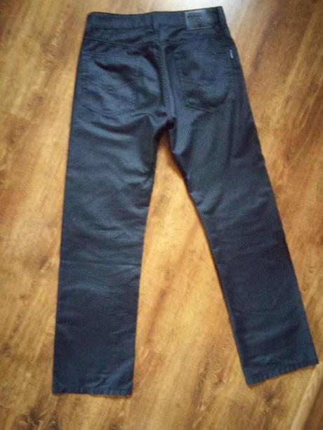 Športovoelegantné pánske nohavice - top stav, m