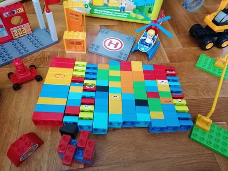 Mega bloksbox zachr.stanica, hasič,vrtuľník,bager, 