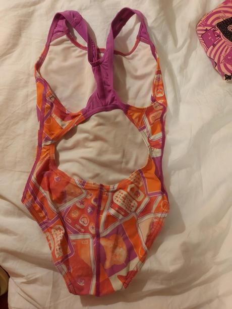 Dievcenske plavecke plavky_oranzove_macky, speedo,128