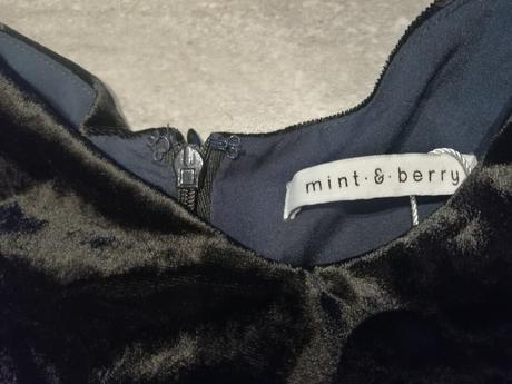 Luxusné zamatové šaty mint&berry v36-38, 36