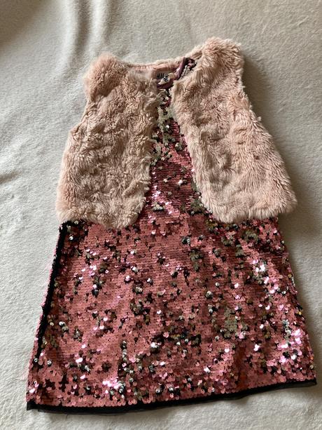 Flitrove saty, h&m,104