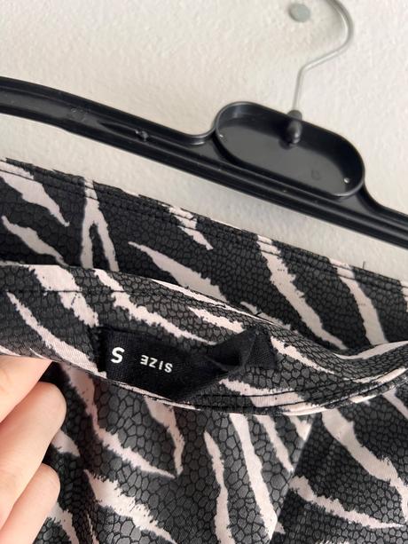 Dlhá sukňa, sinsay,s