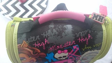 Školská taška a peracnik, 