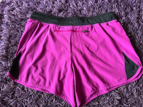 Športové kraťasy veľ. s, s