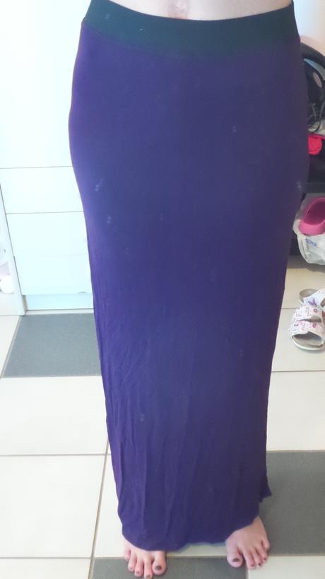 Dlhá fialová sukňa, s