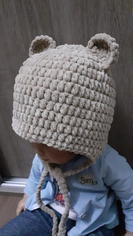 Háčkovaná čiapka s uškami, 50 / 52 / 54