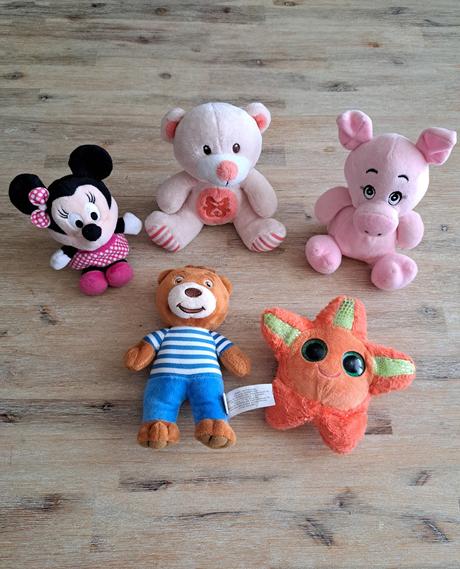 Menšie plyšové hračky,