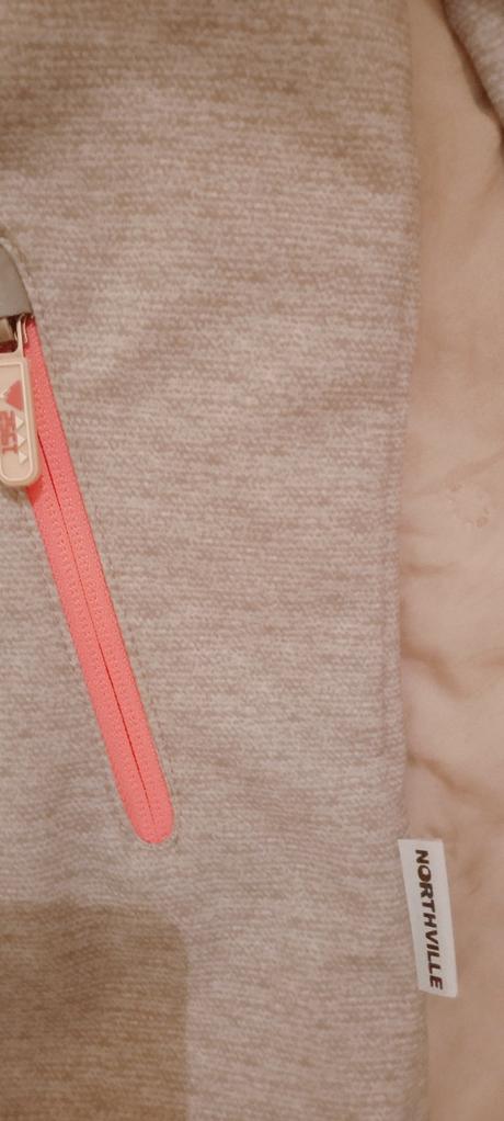 Pekná bunda, c&a,128