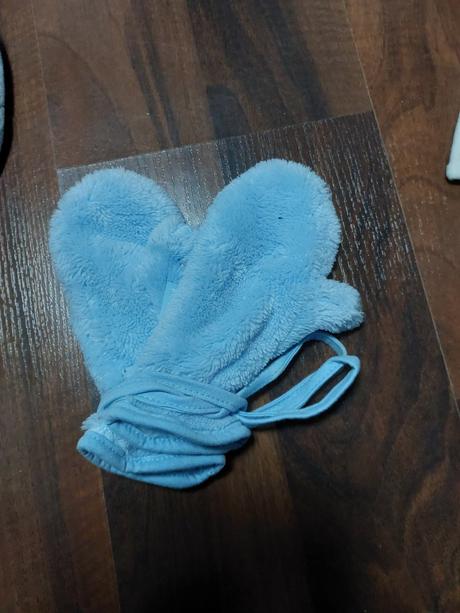 Čiapka šál rukavice, 68