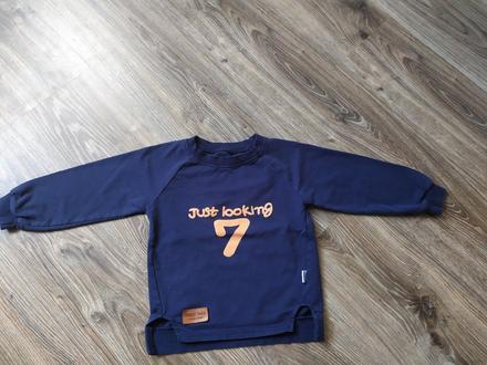 Asymetrické tričko, 104