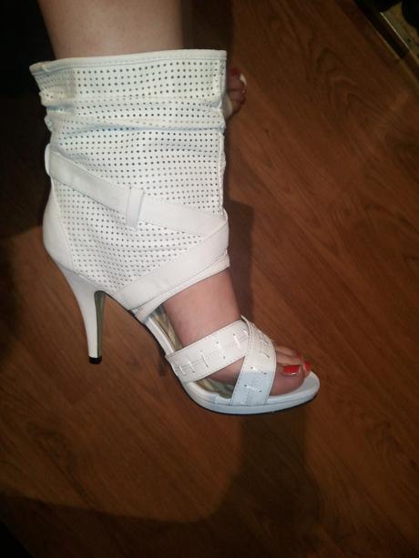 Trendy  biele gladiátorsky, 39