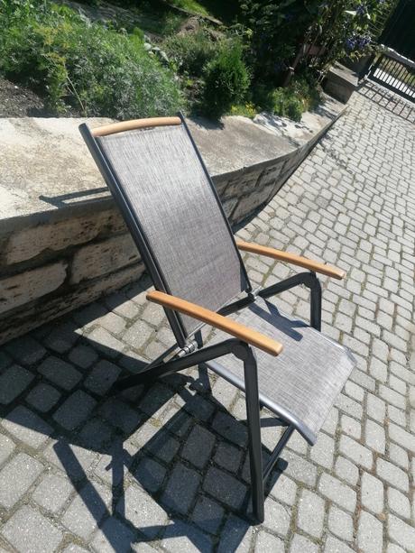 Lehátko -stolicka na opalovanie/ nabytok, 