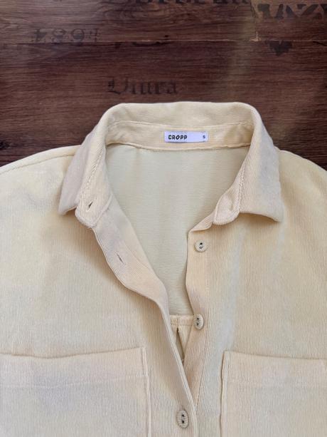 Žltá menčestrová košeľa cropp, s