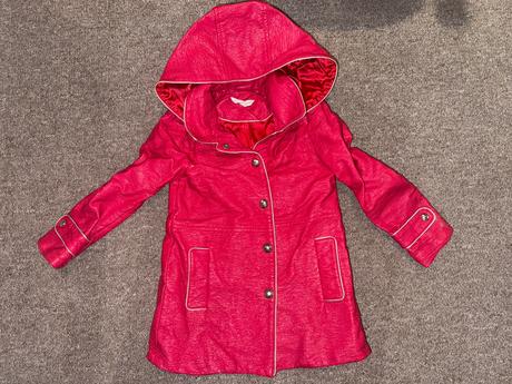 Prechodná bunda, 104