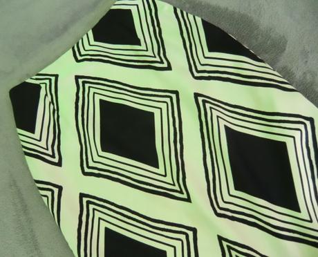 Dve dámske sukne vo veľ.m / 40, m