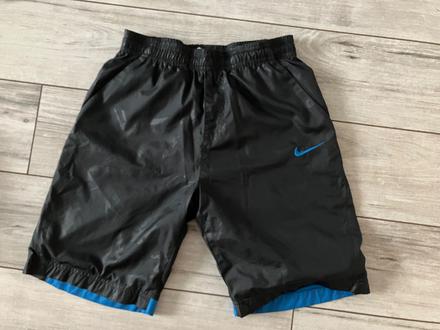 Kraťasy, nike,140