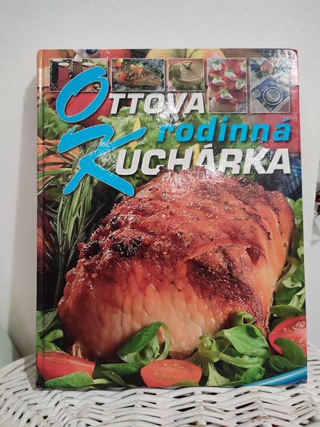 Kuchárske knihy rôzne, niektoré nové, niektoré ret,