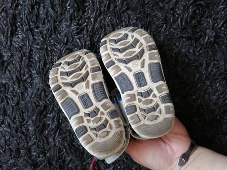 Sandále, fila,22