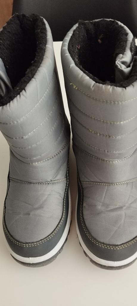 Chlapčenské snehule, 33