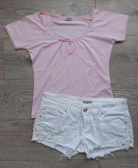 Biele sortky s perlickami, dromedar,l