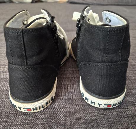 Predam detske tenisky tommy hilfiger, tommy hilfiger,32