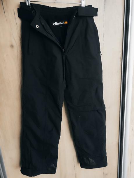Značkové ellesse lyžiarské nohavice, 164