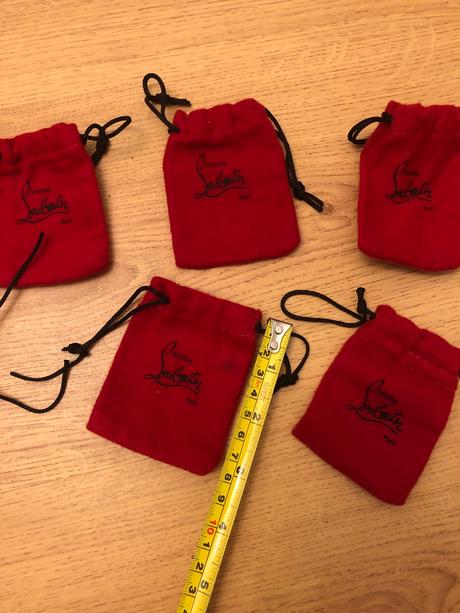 Christian louboutin vrecka male, 