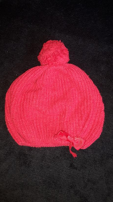 Ciapka s brmbolcom, h&m,92