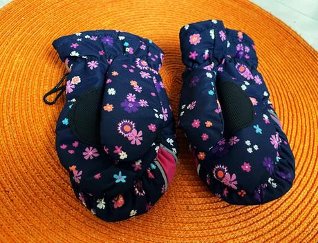 Teplé nepremokavé rukavice thinsulate 110/116, 116