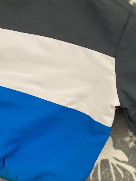 Krásna prechodná bundička, 122