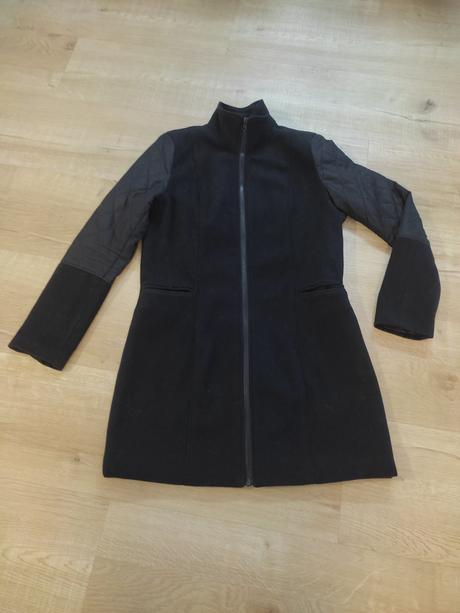 Čierny kabat, esmara,38