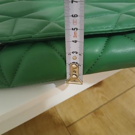 Zelená prešívaná kabelka, stradivarius