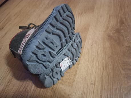 Zimné topánočky, baťa,20