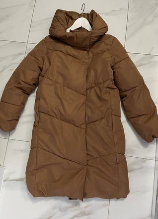 Hneda vetrovka, reserved,s