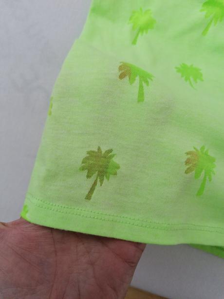 Tielko s palmami, 164