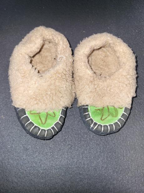 Teple papucky, 23