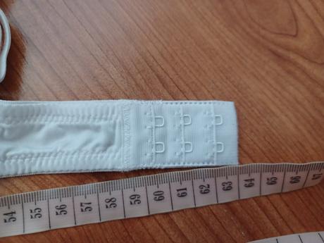 Čipkovaná podprsenka s kosticou, tezenis,70b