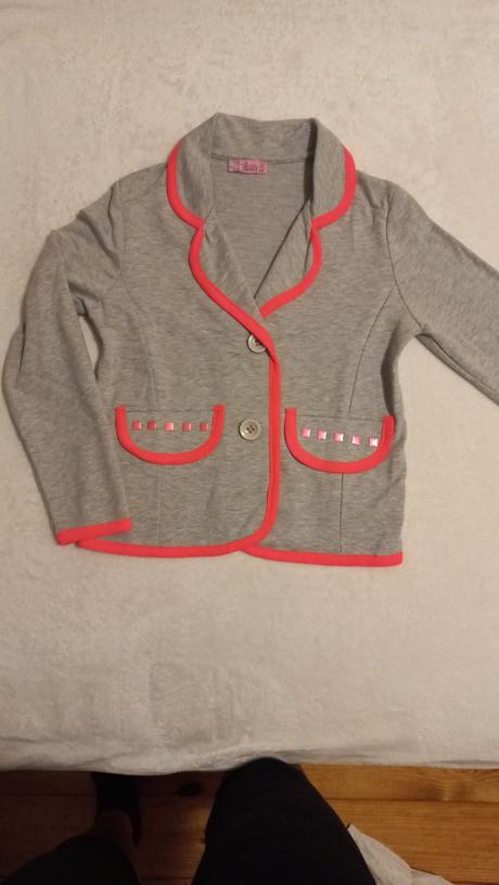 Dievčenské sako, 140