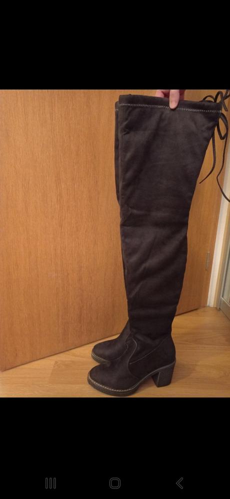 Sivé semišové čižmy na opätku, 38