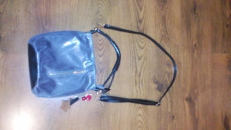 Moderna trendy metalicka kabelka aj crossbody, 