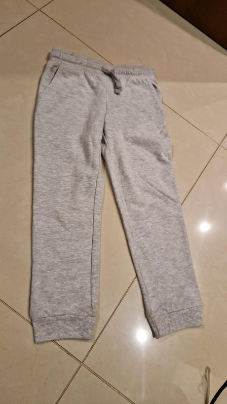 Tepláky teplejšie ako nové 5-6 rokov, 116