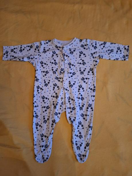 Pyzamka / overaly velkost 68, primark,68