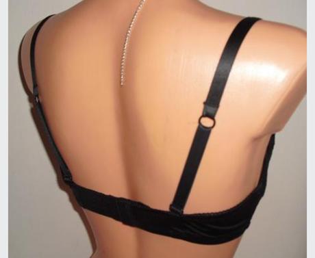 Flitrovaná bh s kosticami, s