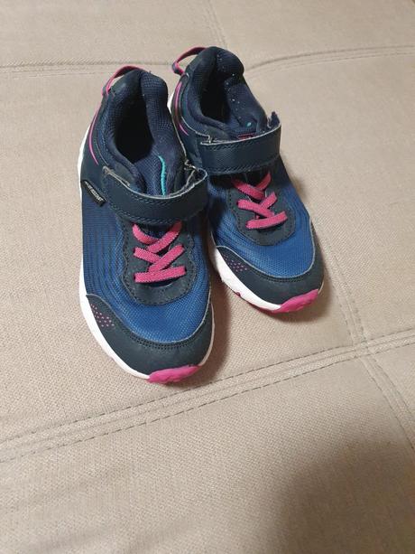 Predám tenisky veľ. 34, 34