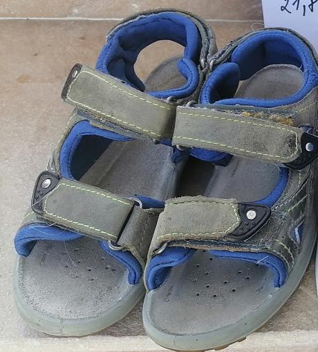 Kožené sandálky / papuče /prezúvky, protetika,32