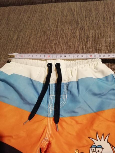 Plavky v top stave, 98